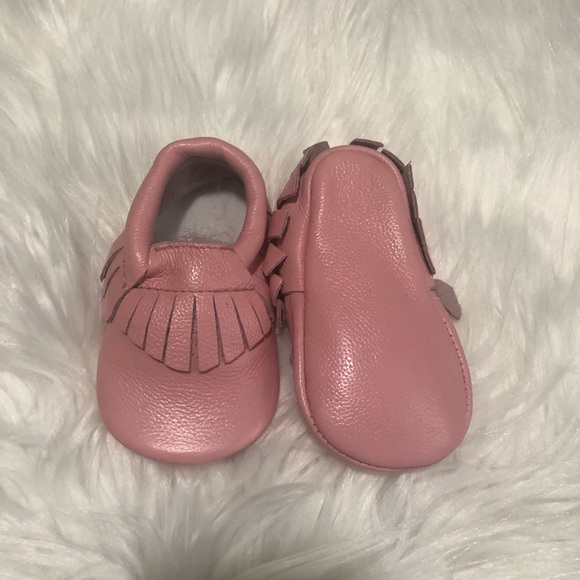 ⭐️HOST PICK⭐️ Pink baby Moccasins-Faux leather - Picture 3 of 3